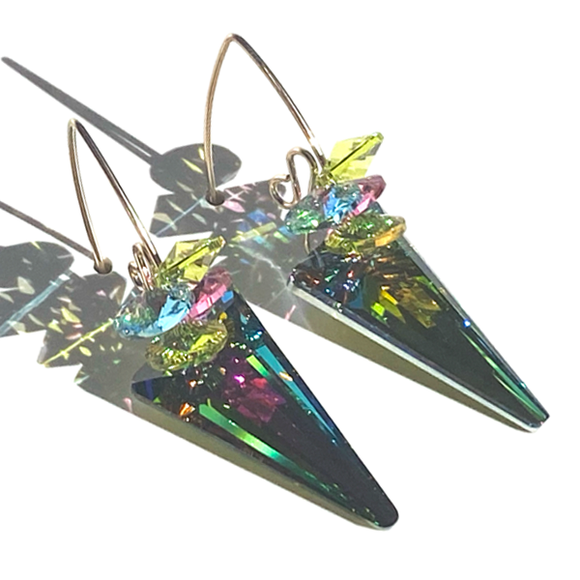 Versatile 14k Gold Short Scroll Design Spike Cluster Crystal Earrings - Rainbow Color