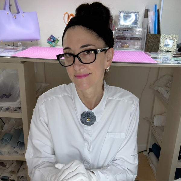 Running a Handmade Business with Autism, ADHD & Dyslexia | Artist Lisa Ramos