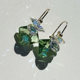 Short Drop Princess Cut Crystal Custer Earrings - Color Peridot