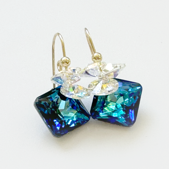 Short Drop Princess Cut Crystal Custer Earrings - Color  Unique Blue