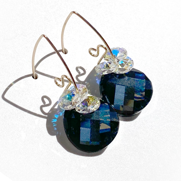 Versatile Short Scroll Design Checkerboard Cut Crystal Cluster Earrings - gray