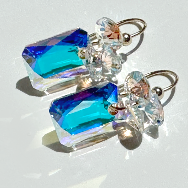 Short Drop Emerald Cut Crystal Custer Earrings - Color Iridescence