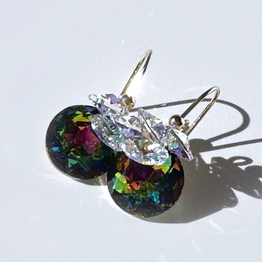 Short Drop Round Cut Crystal Custer Earrings - Color Rainbow