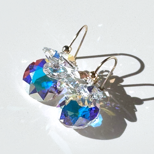 Short Drop Round Cut Crystal Custer Earrings - Color Iridescent