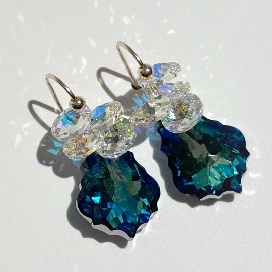 Short Crown Crystal Cluster Earrings - (2 colors)