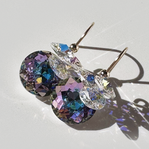 Short Drop Round Cut Crystal Custer Earrings - Unicorn Color 