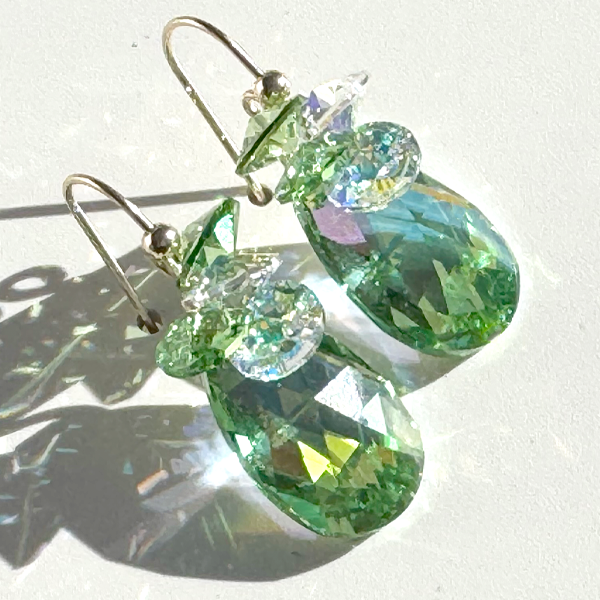 Short Drop Crystal Cluster Earrings - Holiday Collection - Peridot Sparkle