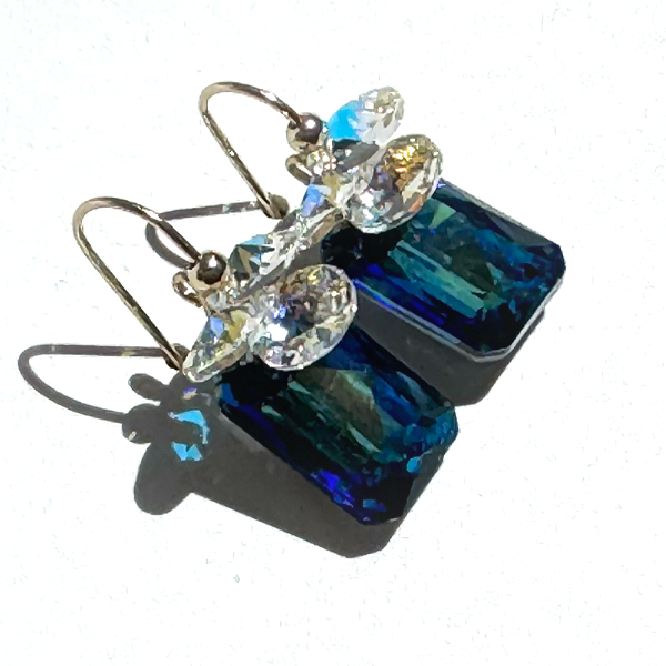 Short Drop Emerald Cut Crystal Custer Earrings - Color Unique Blue