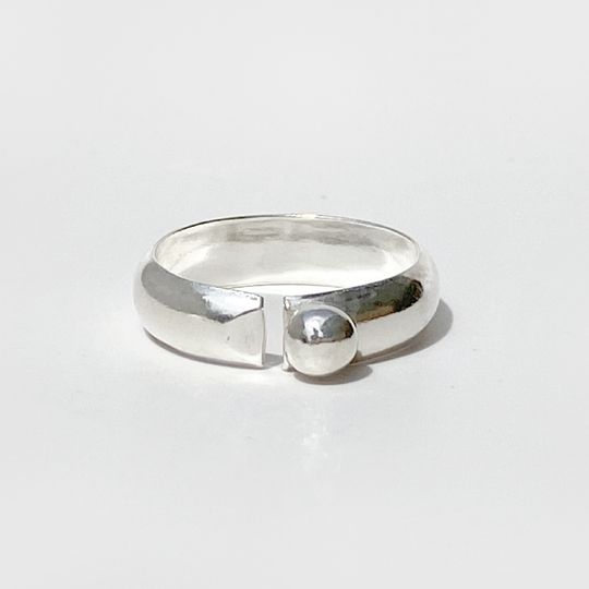 Argentium® Silver Dome Unique Band Ring Collection - Caviar Size 10
