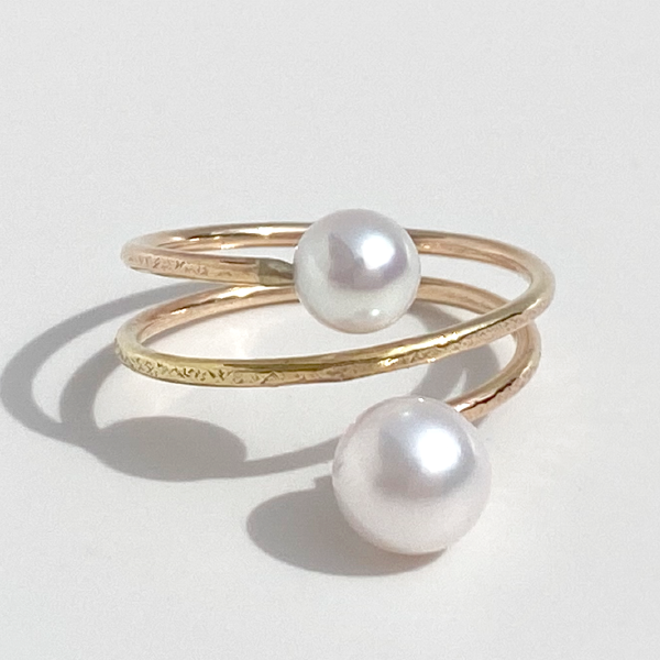 14 Karat Yellow Gold White Pearl Textured Ring - Duo Elegance