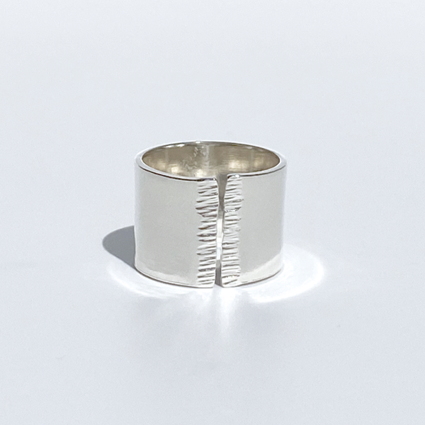 Carol Collection Wide Band - Simplicity