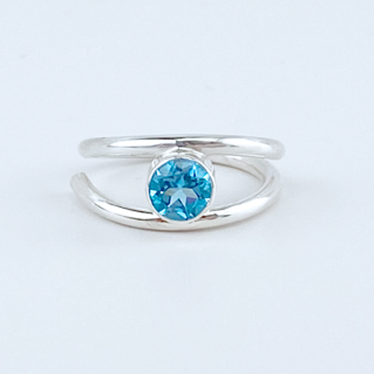 Argentium® Silver Blue Topaz Ring - Modern Spiral